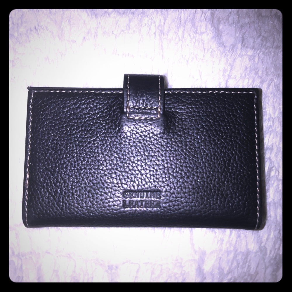 Black genuine leather card wallet with safekeeper